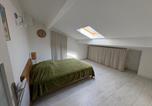 Location vacances Valras-Plage - Charmant T4 en duplex avec grande terrasse et petite vue mer-3