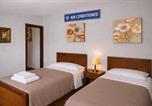 Location vacances Sarria - Isa Rooms Sarria-3