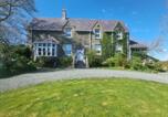 Location vacances Llanfihangel Ysgeifiog - Ashleigh House-1