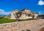 Location vacances Zadarska - Villa Bocagnazzo-2