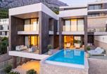 Location vacances Brela - Seaside luxury villa with a swimming pool Baska Voda, Makarska - 23370-1