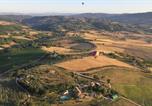 Location vacances Gualdo Cattaneo - Awesome Home In Frazione Marcellano With Wifi-1