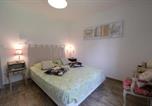 Location vacances Robion - A pretty family house located in a tranquil area with a pretty view of the Luberon range.-3