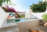 Location vacances  Le Bairro Alto - Principe Real - Cheese & Wine-1
