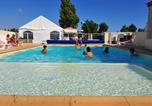 Camping Saint-Michel-en-l'Herm - Camping Apv Le Pavillon Bleu-1