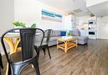 Location vacances Alexandra Headland - Beachfront Choices - Beach, Lagoon, Spa Ze1-2
