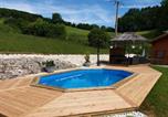 Location vacances Cassignas - Chalet charmant à Dausse avec piscine et jardin-2