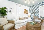 Location vacances Fredericksburg - The Birdhouse - Hot Tub Pool & Fire Pit-3