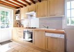 Location vacances Deux-Jumeaux - Holiday Home Lieu Dit La Vieille Place-3
