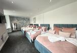 Location vacances  Gare nord de Blackpool - The Heritage Suite, Central Blackpool by Sasco-3