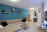 Location vacances Ankaran - Downtown Koper Spacious Apartment with Balcony - Two Bedroom Apartment with Balcony-2