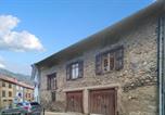 Location vacances Aston - 2 Bedroom Awesome Home In Les Cabannes-1