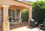 Location vacances La Croix-Valmer - Maison lumineuse avec terrasse, accès piscines, parking privatif – La Croix-Valmer - Fr-1-726-22-2