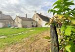 Location vacances Château d'Ussé - Gîte Rénové en Tuffeau avec Jardin, Animaux Bienvenus - Fr-1-381-556-4