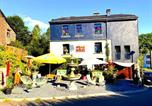 Location vacances Vresse-sur-Semois - Holiday home in Bouillon with terrace-1