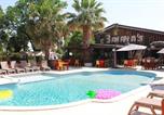 Hôtel Linguizzetta - Le Banana's Hotel-1