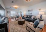 Location vacances Petersburg - The Bungalow Pool Dock Kayaks & Game Room-3