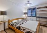 Location vacances La Clusaz - Appartement 3 pièces, terrasse, animaux admis, garage, centre village - Fr-1-304-191-4