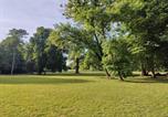 Location vacances  Cher - Les communs du Château du Sollier - Charme Calme Confort Climatisation à 5mn du péage-2