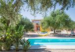 Location vacances Scicli - Casa Farlisa, antico baglio con piscina-4