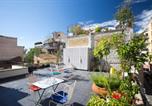 Location vacances Athènes - Architect designed studio with green rooftop! Ep7l-4