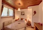 Location vacances Combloux - Bel Apt au Centre de Combloux avec Jardin, Balcon, Wifi et Parking à 300m des Commerces - Fr-1-560-52-4