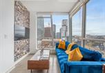 Location vacances Toronto - Boutique Vista Two Bedroom Suite - Toronto's Entertainment District-1