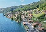 Location vacances Berne - House with panoramic views of thе lake and mountains-3