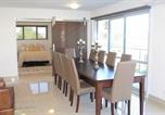 Location vacances Taupo - Luxury Retreat, swim spa, wifi central location-1