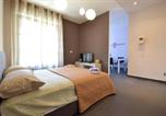 Location vacances  Province de Verceil - Charming flat in Vercelli - 50 sqm - Cosy balcony.-1