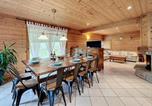Location vacances Fontcouverte-la-Toussuire - Chalet chaleureux près des pistes avec parking et wifi pour 14 pers - Fr-1-267-299-1