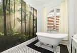 Location vacances Oświęcim - Comfortable Pet-Friendly Apartment with Workspace by Noclegi Renters-4