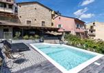 Location vacances  Province d'Isernia - 3 Bedroom Awesome Home In Filignano-1