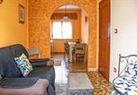 Location vacances Sant'Agata di Militello - 2 Bedroom Beautiful Home In Torrenova-1