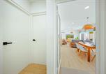 Location vacances Noord - Lux Villa with Private Pool and Patio Lounge by Bocobay-2