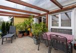 Location vacances Golf de Rhin-Chalampé - Haus am Rhein-1