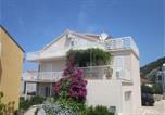 Location vacances fort Španjol, Hvar - Apartments Sto-1