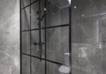 Location vacances  Pella - Estia Premium Apartments - Valouritou 52 Sqm2 Apartment-4