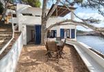 Location vacances La calanque de Sa Tuna - 3 bedroom in first sea line in Sa Tuna Begur H02-1