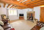 Location vacances Clay Cross - Woodthorpe Cruck Cottage-4