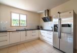 Location vacances Paraza - Stylish Villa with Terrace-4