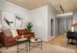 Location vacances  The Neighbourgoods Market - Sunbird Apartments-2