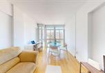 Location vacances  Alméria - Apartamento Primera Línea de Playa en Almería-1