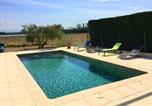 Location vacances Courthézon - Provencal part with private pool, near Avignon, 6 sleeps.-2