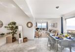 Location vacances Larnaca - Mackenzie Beachfront Suite-3