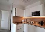 Location vacances  Province d'Udine - Stylish and equipped flat in Lignano with sea view-2