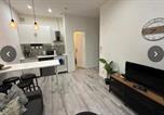 Location vacances Vieux-Port de Marseille - Charming T2 in the heart of the Old Port-3