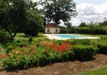 Location vacances Monhoudou - Petite maison de campagne avec piscine chauffée, tennis et nombreuses activités pour tous! - Fr-1-410-270-4