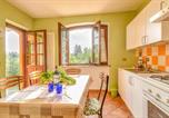 Location vacances Monforte d'Alba - Awesome Apartment In Monforte Dalba-3