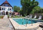 Location vacances Balatongyörök - Sipos Vendég és Apartmanház-1